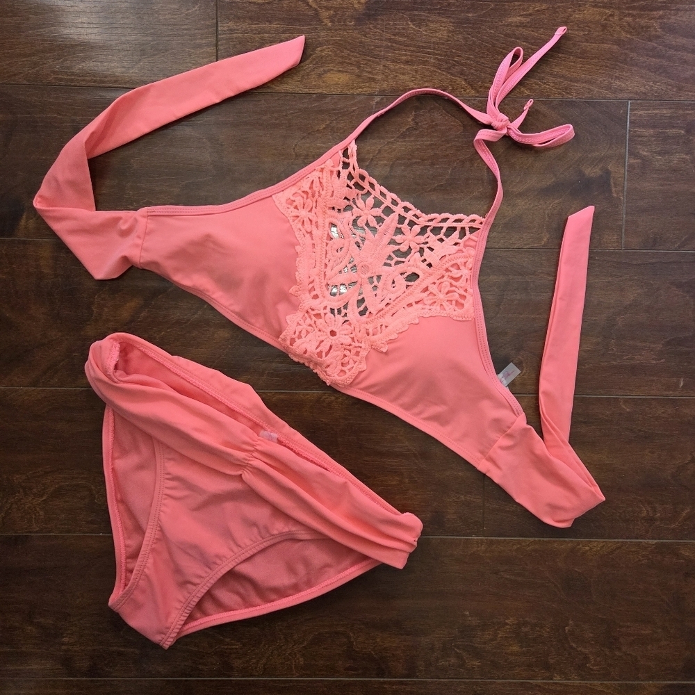 Marilyn Monroe Swimwear Halter Crochet Top Coral Two Piece Bikini Size Large